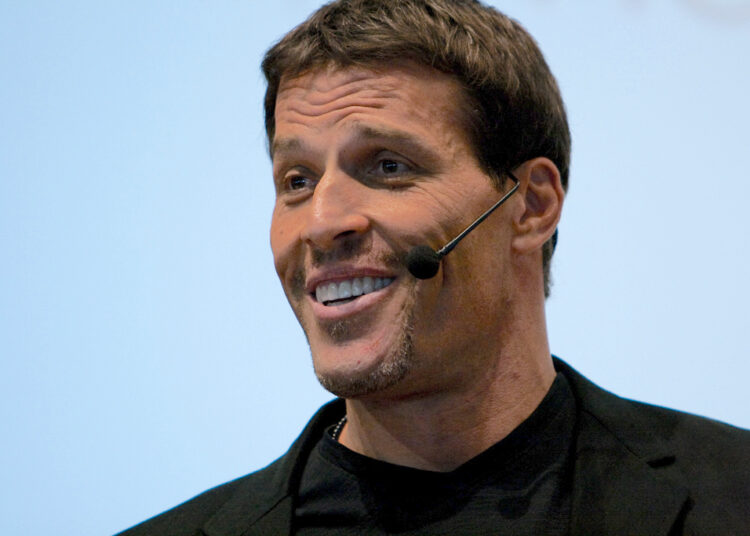 Motivation Monday: Tony Robbins Motivates Live in a Beautiful State
