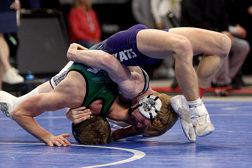 Finalists for Top 10 Pics from 2023 Boys South Dakota State Wrestling